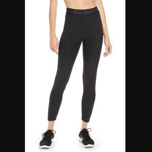 Like NEW Nike Pro Hyperwarm Velour Leggings Black Small Baselayer